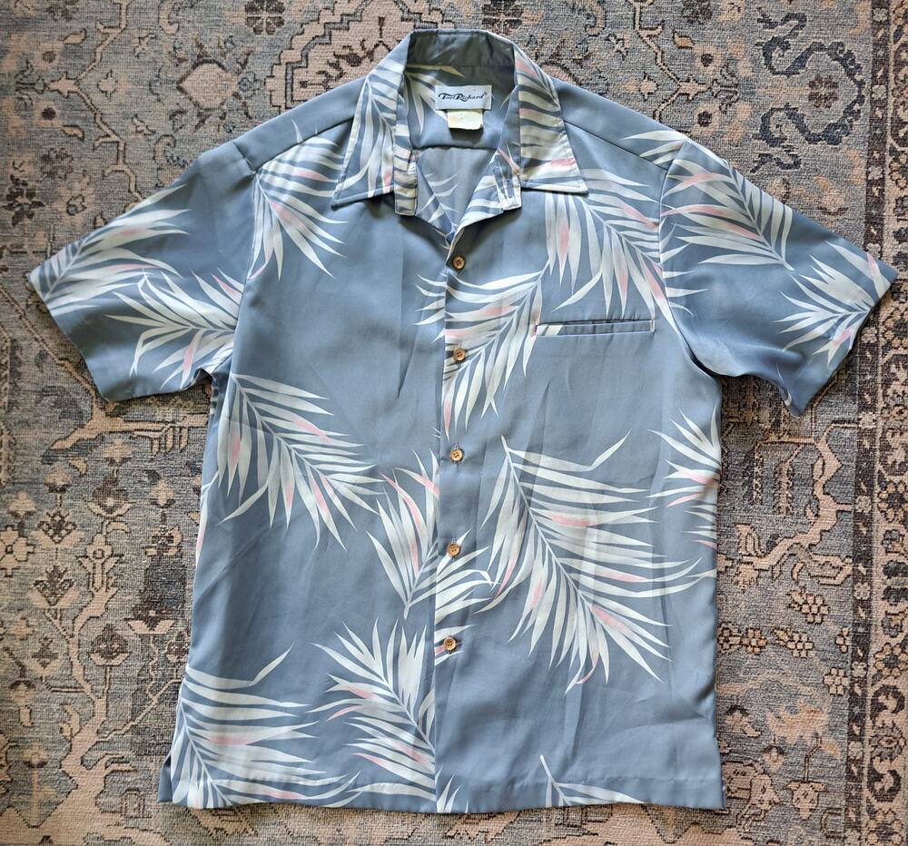 Vintage Tori Richard 100% Poly Aloha Shirt Size S Small